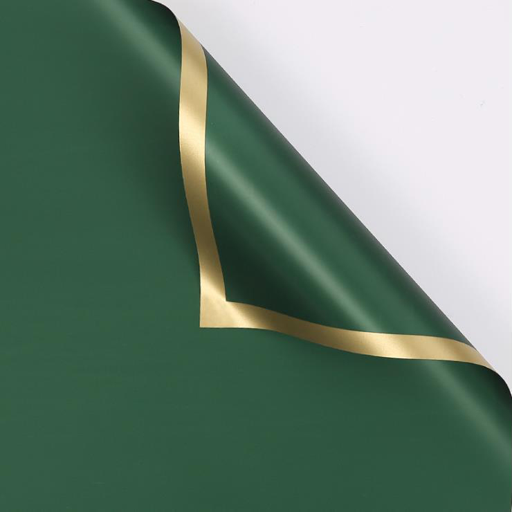 Papel de regalo de flores con película nacarada sólida con borde dorado MYHC-27