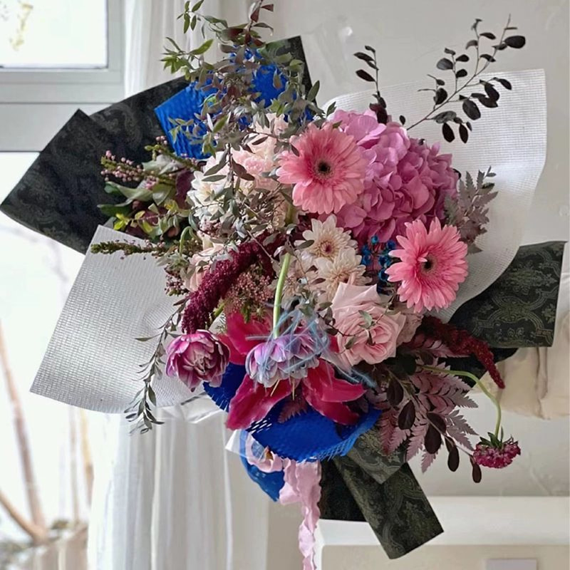 Papel de regalo de flores de algodón monocromático con estampado en relieve MYHC-56