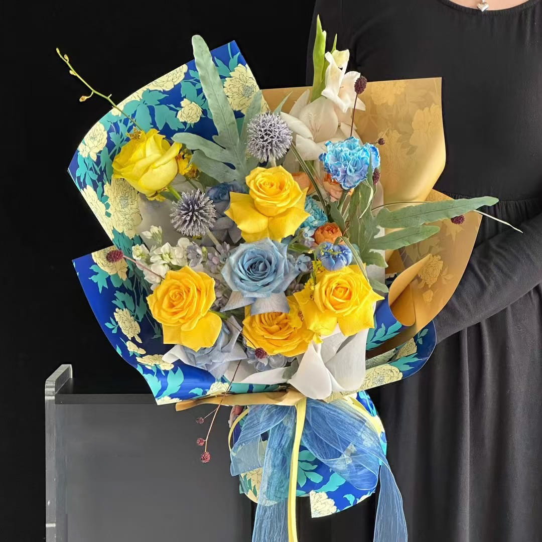 MYHC-78 Papel de regalo de flores con película nacarada y patrón de peonía de estilo chino con borde dorado