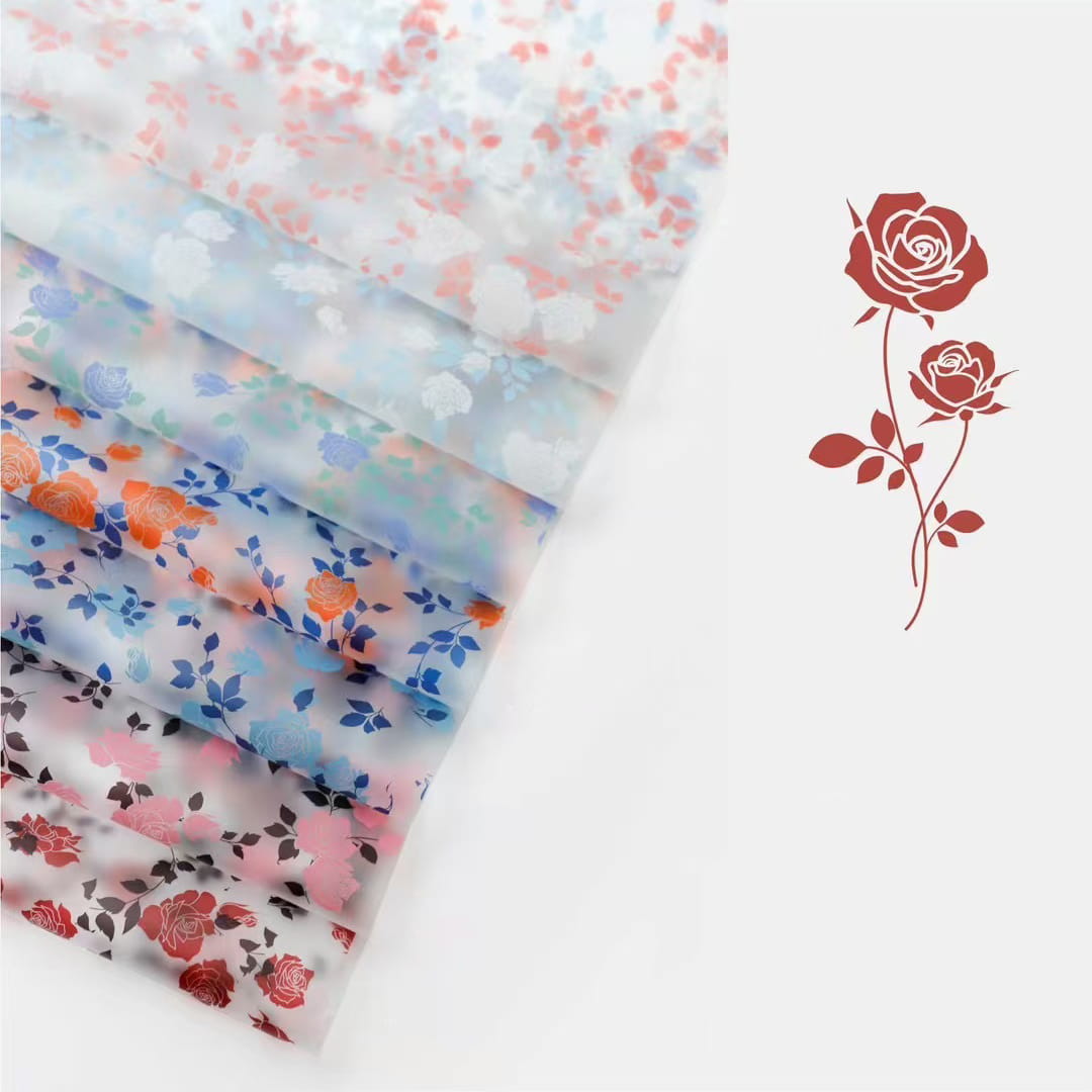 MYHC-79 Película para embalaje de flores transparente, bicolor, con estampado de rosas