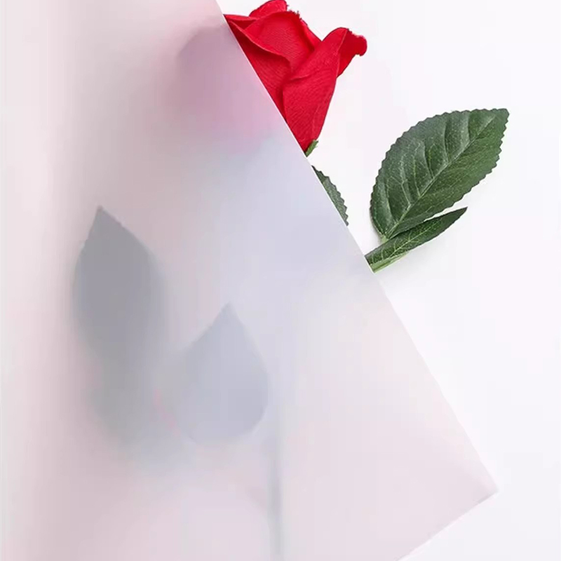Papel de regalo de flores translúcido de color sólido mate