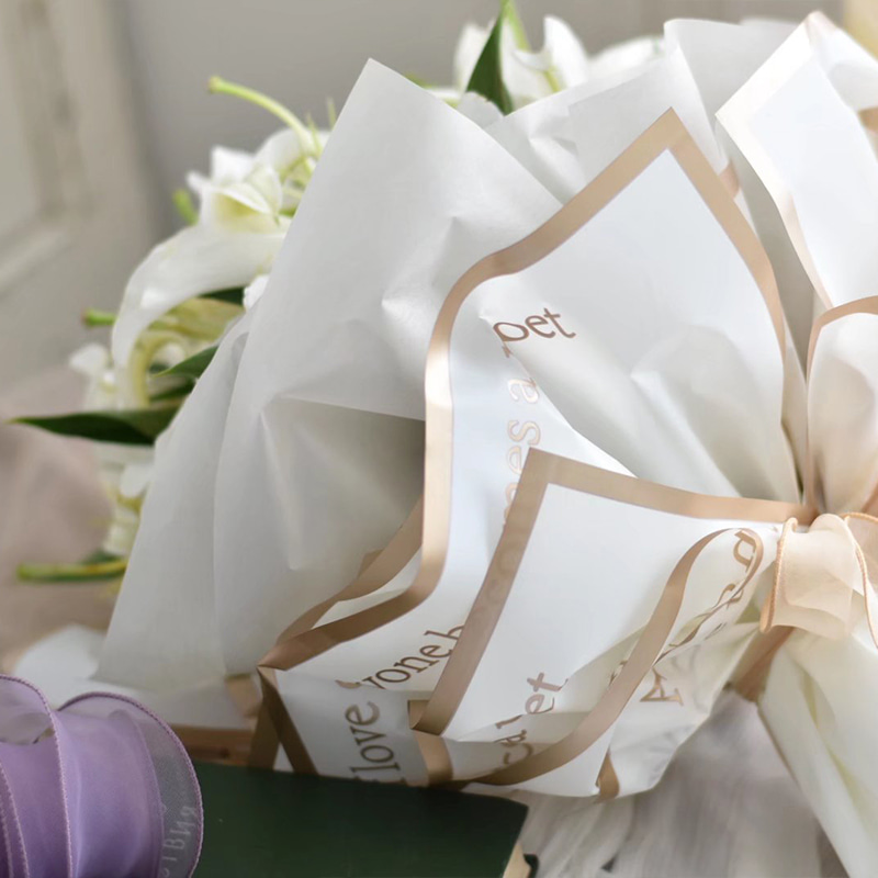 Papel de regalo de flores mate con bordes dorados de 9 colores