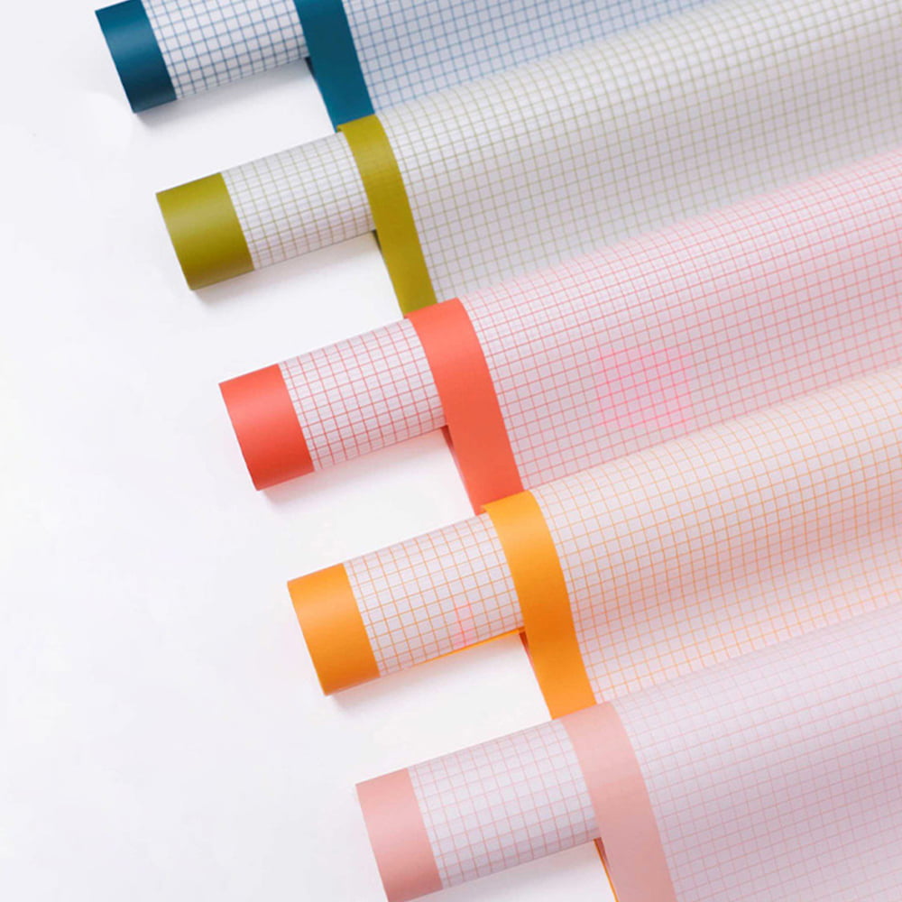 Papel de regalo floral iridiscente a cuadros de doble cara