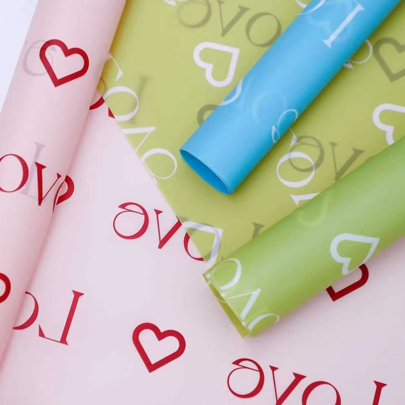 Papel Nossa para envolver flores con diseño de estampado de cartas de amor con revestimiento impermeable colorido