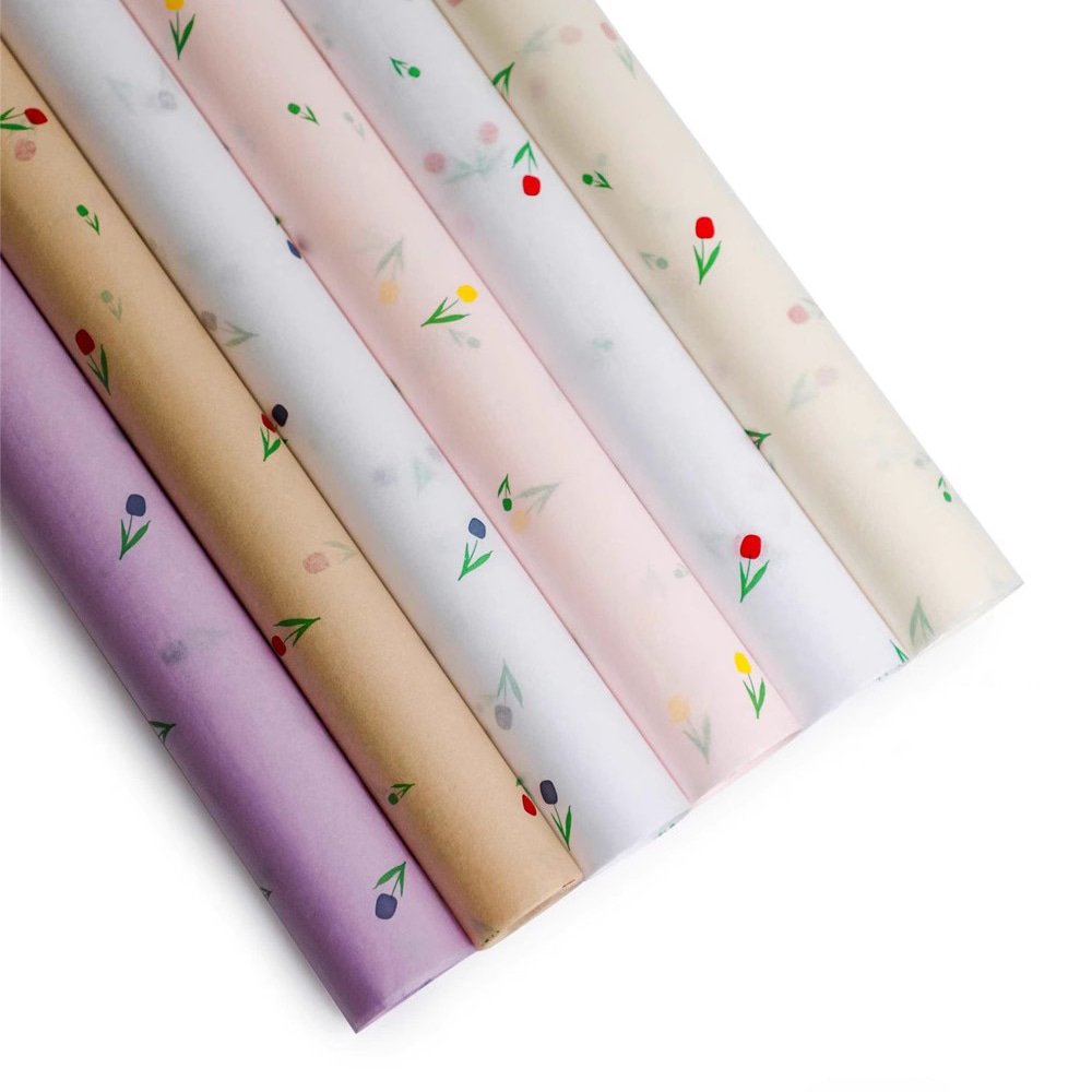 Ramo de papel de regalo grueso con palabras artísticas.