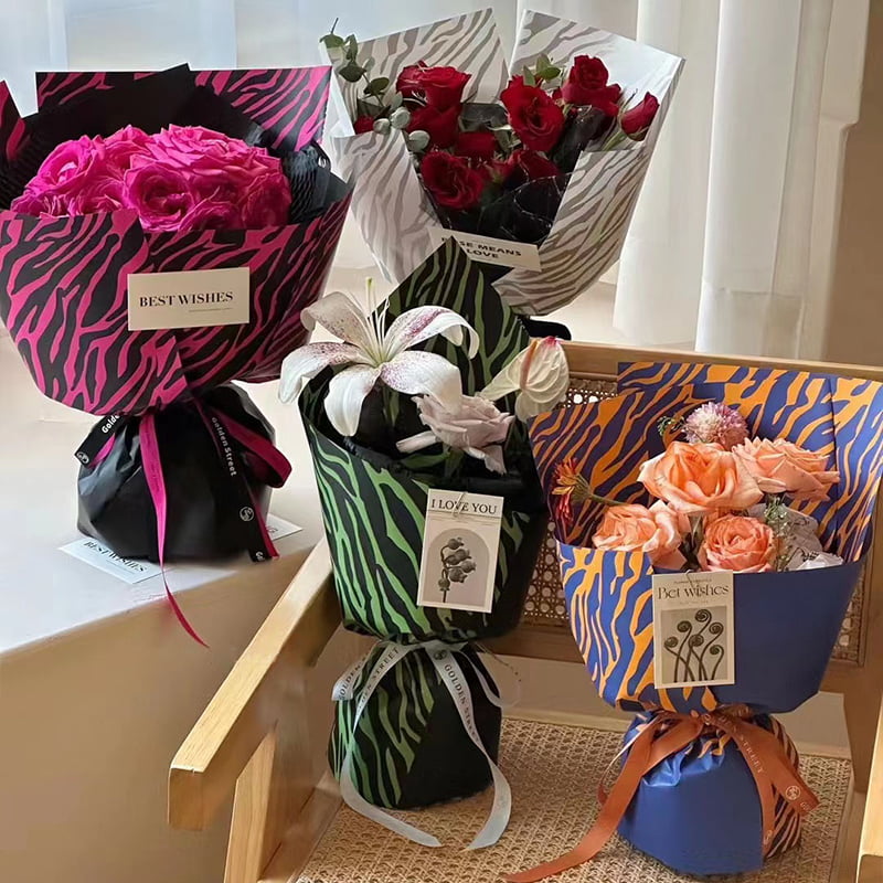 Papel de regalo de flores de seis colores con estampado de cebra