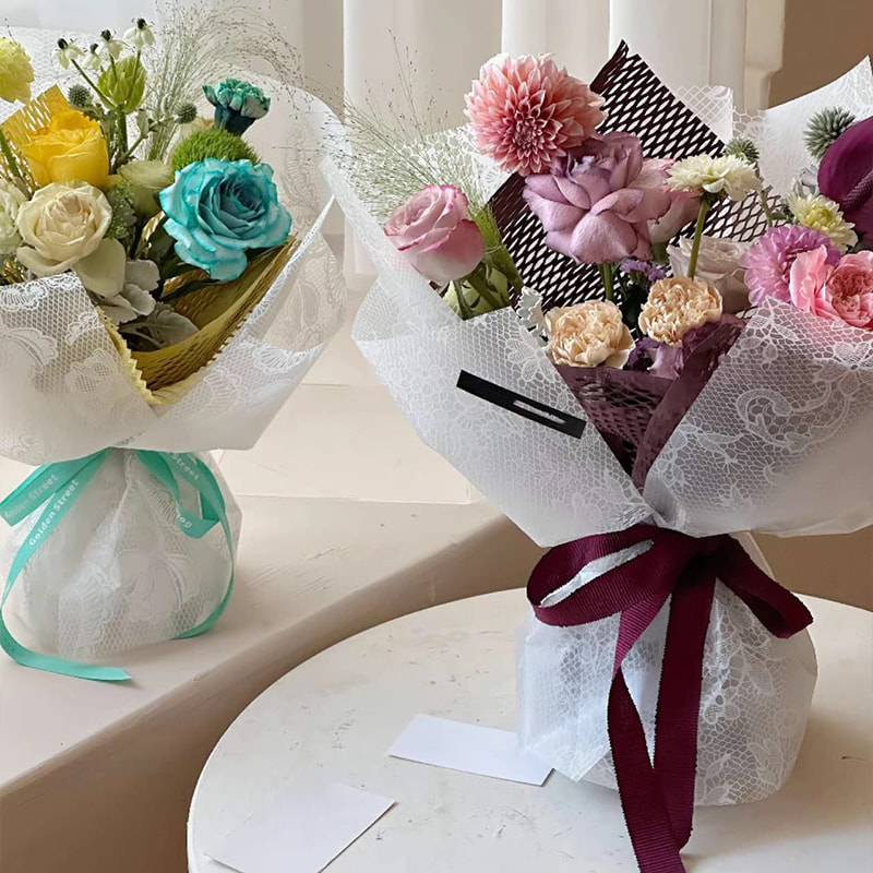 Papel de regalo de flores Nuosha en varios patrones y estilos.