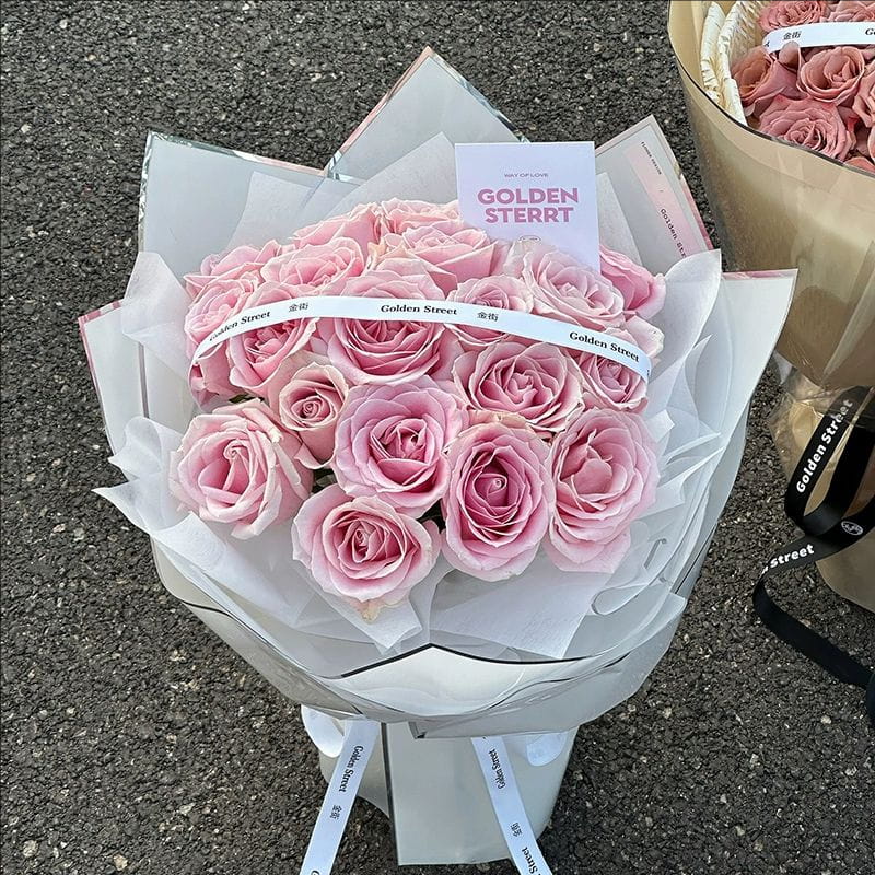 Papel de regalo de flores con película brillante al agua de iones de plata