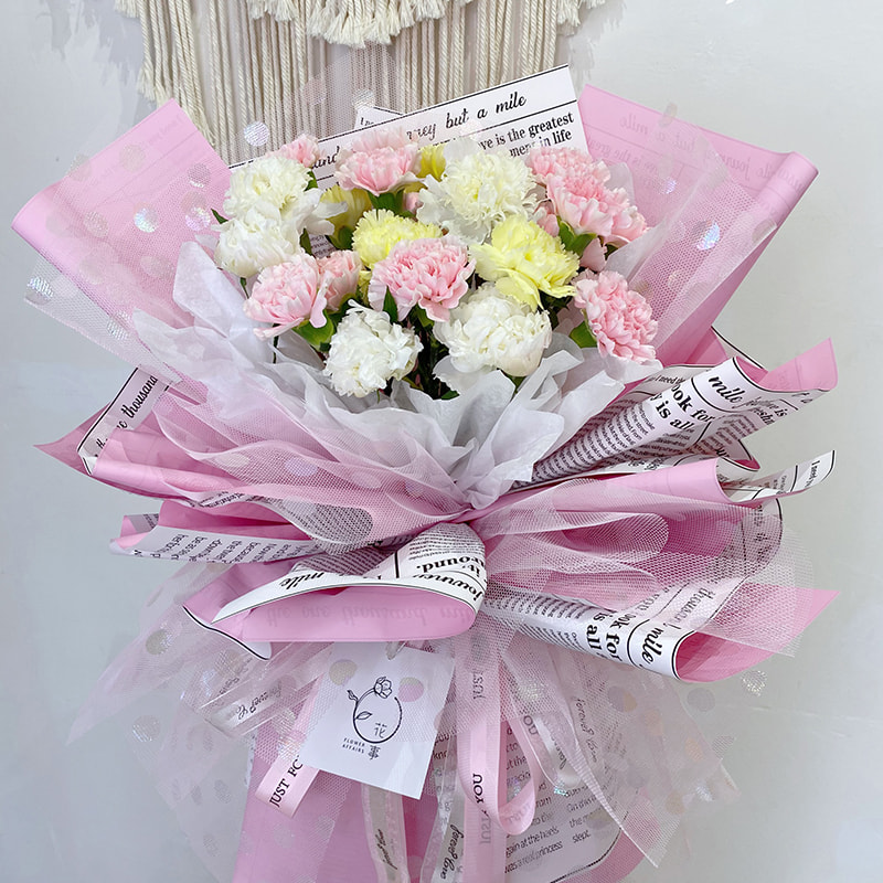 Papel de regalo de flores de periódico inglés